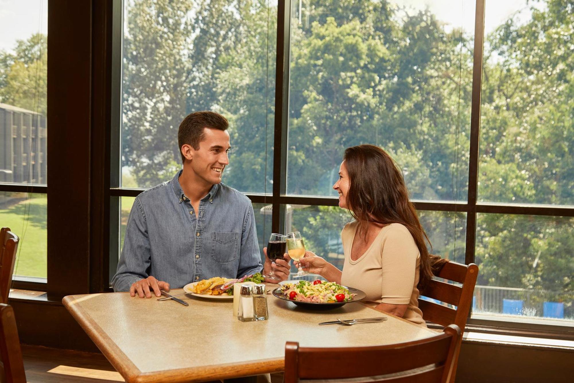 Barren River Lake State Resort Park Lucas Екстер'єр фото
